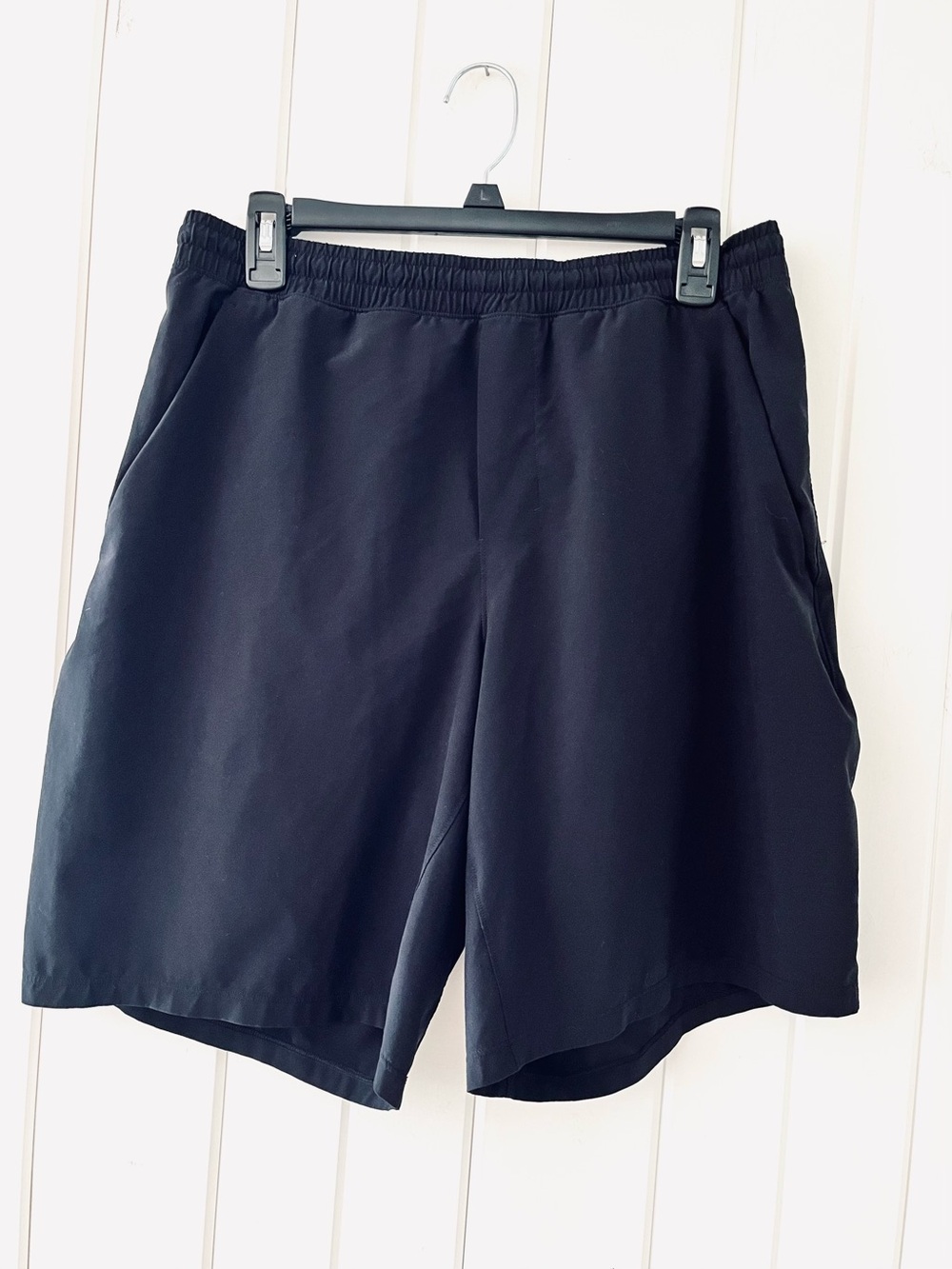 Lululemon Black Pace Breaker Linerless Short 9", Sz L